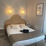 Hotel La Glycine Hotel, Et Bien-etre