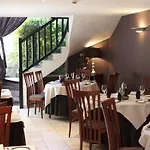 Hotel La Glycine Hotel, Et Bien-etre