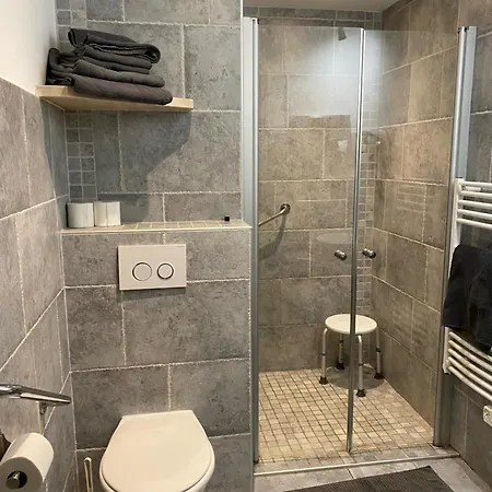 La Glycine Hotel, Et Bien-etre Hotell 2*