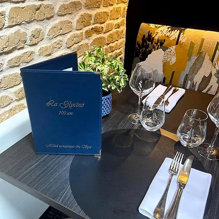 Hotel La Glycine Hotel, Et Bien-être