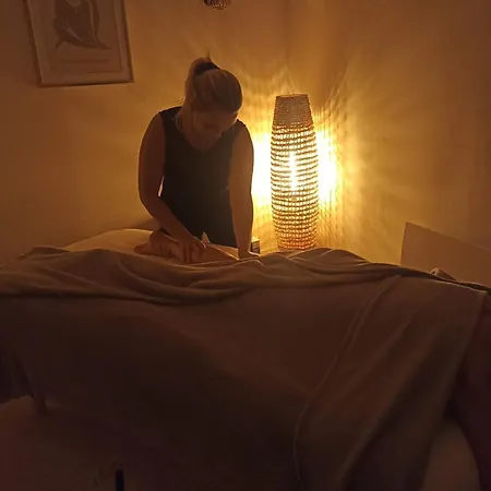 La Glycine Hotel, Et Bien-être 2* Bénouville