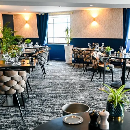 La Glycine Hotel, Et Bien-etre Hotell