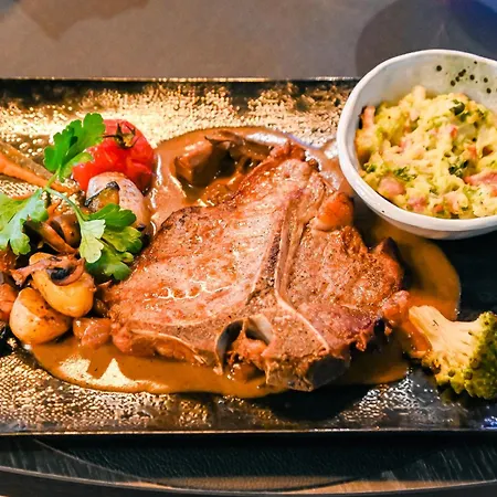 Hotel La Glycine Hotel, Et Bien-être