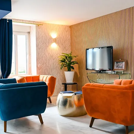 호텔 La Glycine Hotel, Et Bien-etre 베누빌