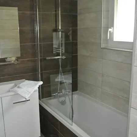 La Glycine Hotel, Et Bien-etre מלון 2*