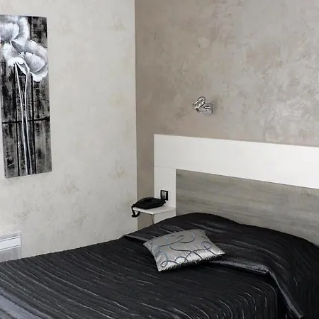 La Glycine Hotel, Et Bien-etre Hotell Bénouville