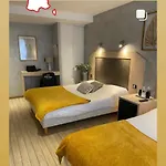 מלון La Glycine Hotel, Et Bien-etre 2*