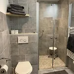La Glycine Hotel, Et Bien-etre Ξενοδοχείο 2*