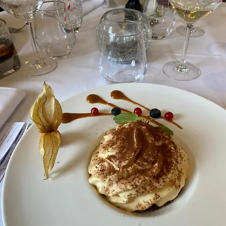 La Glycine Hotel, Et Bien-etre Bénouville