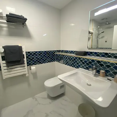 La Glycine Hotel, Et Bien-etre