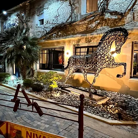 La Glycine Hotel, Et Bien-etre Hotel