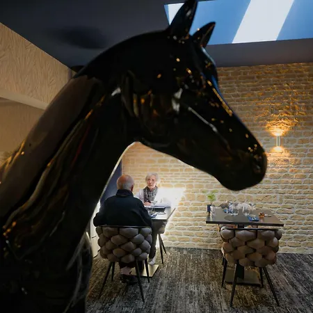 La Glycine Hotel, Restaurant & Bien-etre Отель 2*