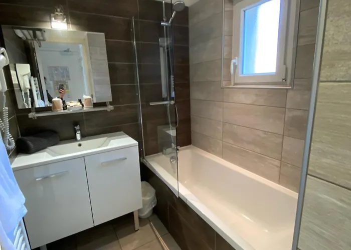 La Glycine Hotel, Spa Et Bien-Etre Benouville (Calvados)