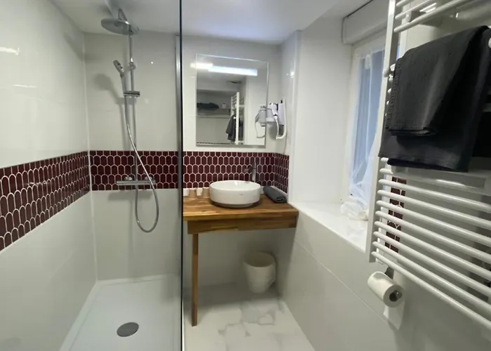 La Glycine Hotel, Spa Et Bien-Etre Hotel 2*