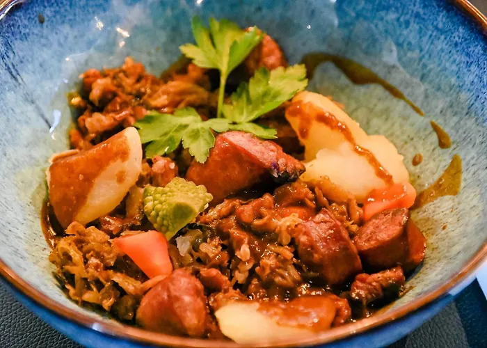 La Glycine Hotel, Spa Et Bien-Etre Hotel 2*