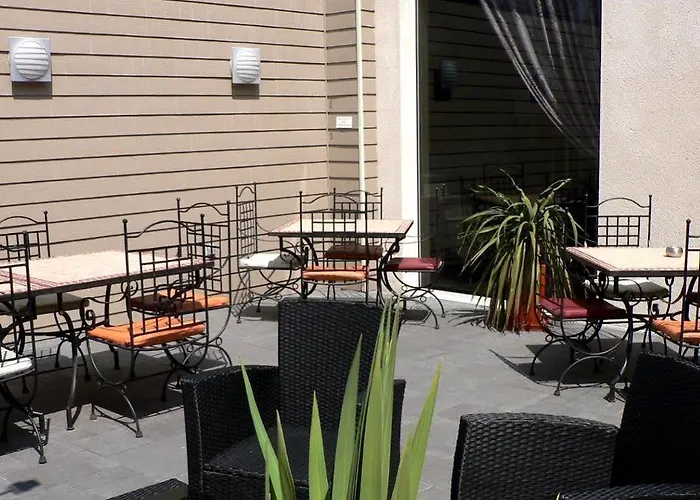 La Glycine Hotel, Spa Et Bien-Etre Benouville (Calvados)